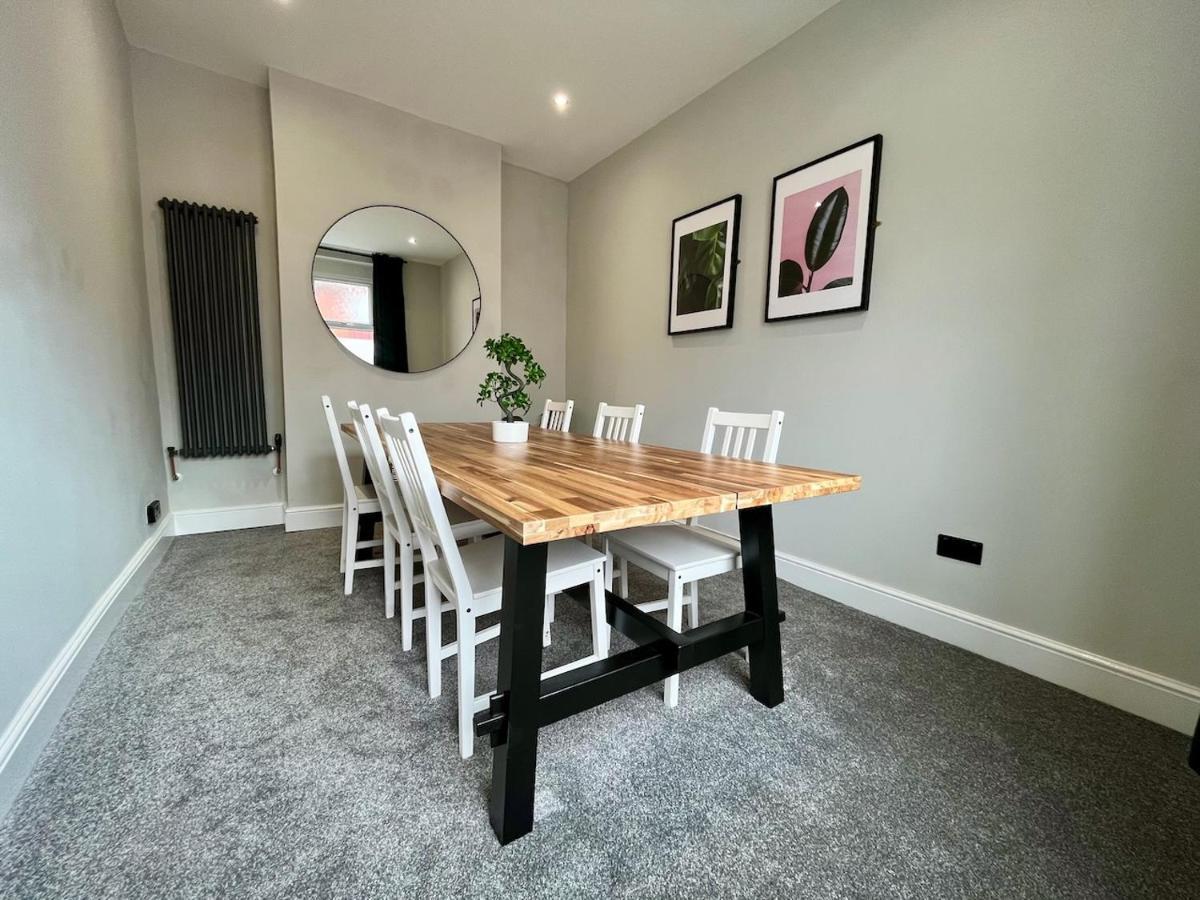 Holiday home 4 Bedroom Spacious House In *
