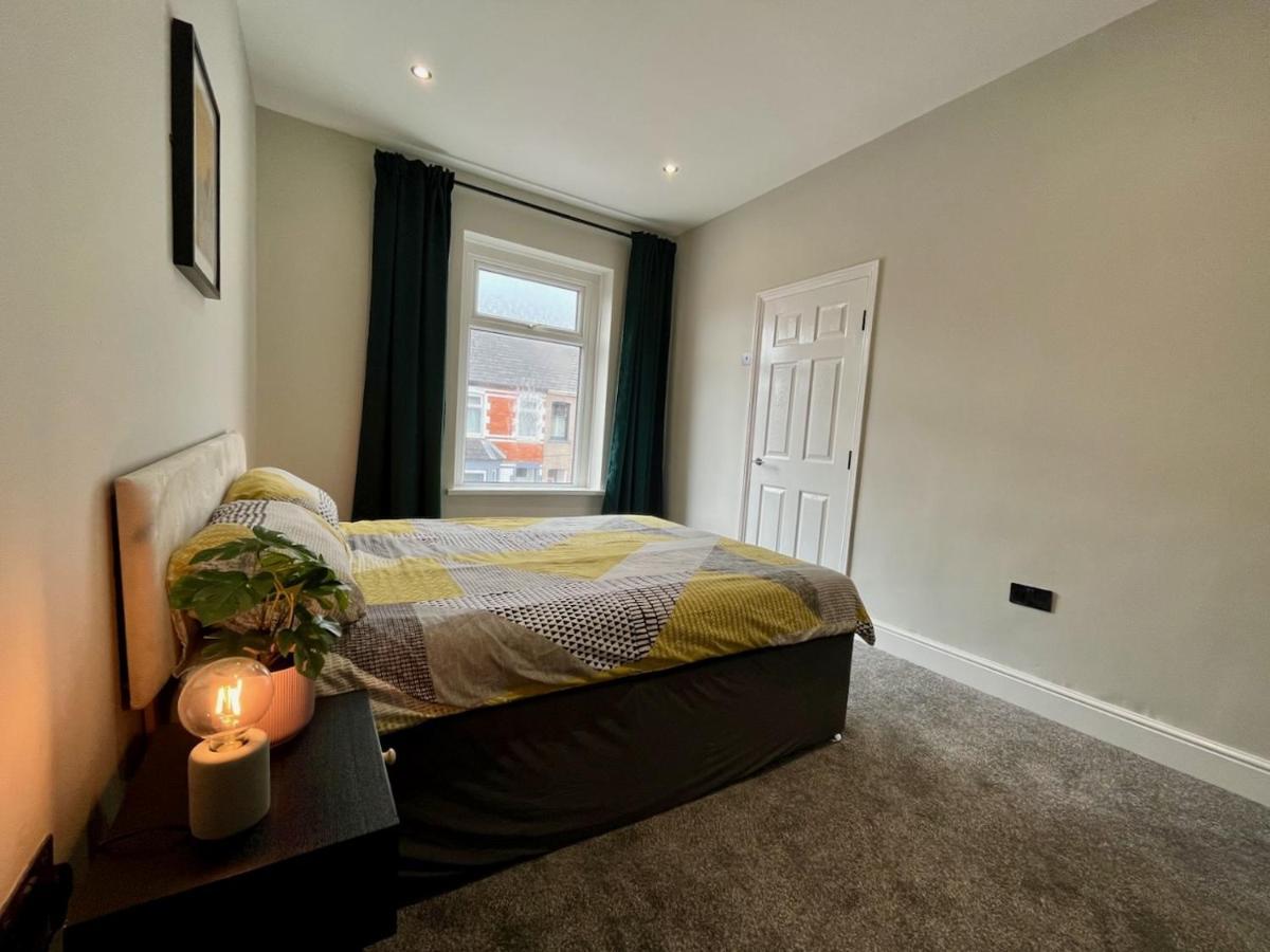 Holiday home 4 Bedroom Spacious House In *