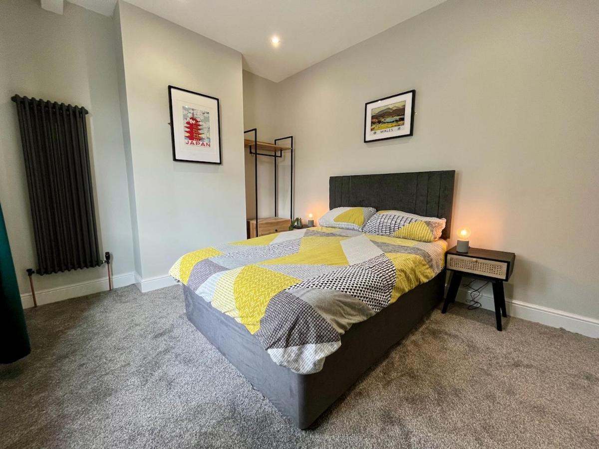 4 Bedroom Spacious House In Holiday home
