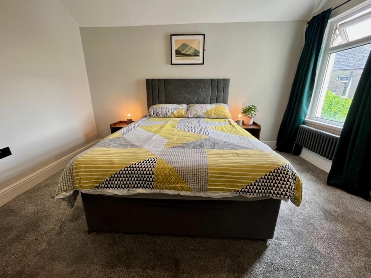 4 Bedroom Spacious House In * Cardiff