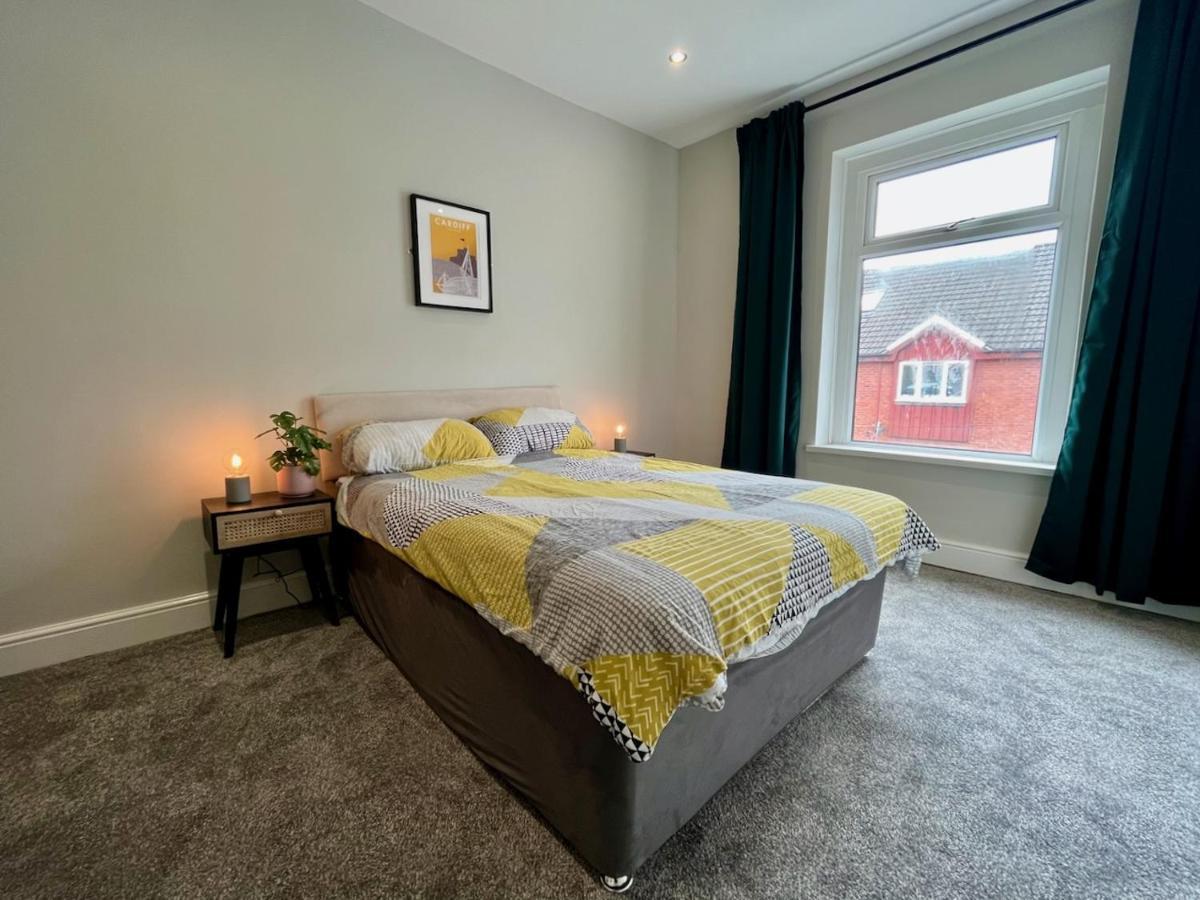 Holiday home 4 Bedroom Spacious House In *